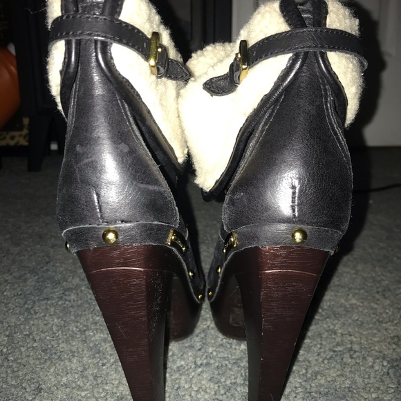 Black Ankle Booties with Faux Fur and Gold detail - Picture 6 of 7